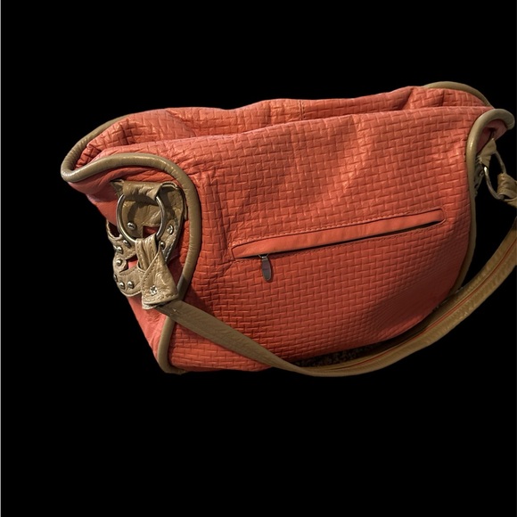 Handbag - Picture 2 of 5